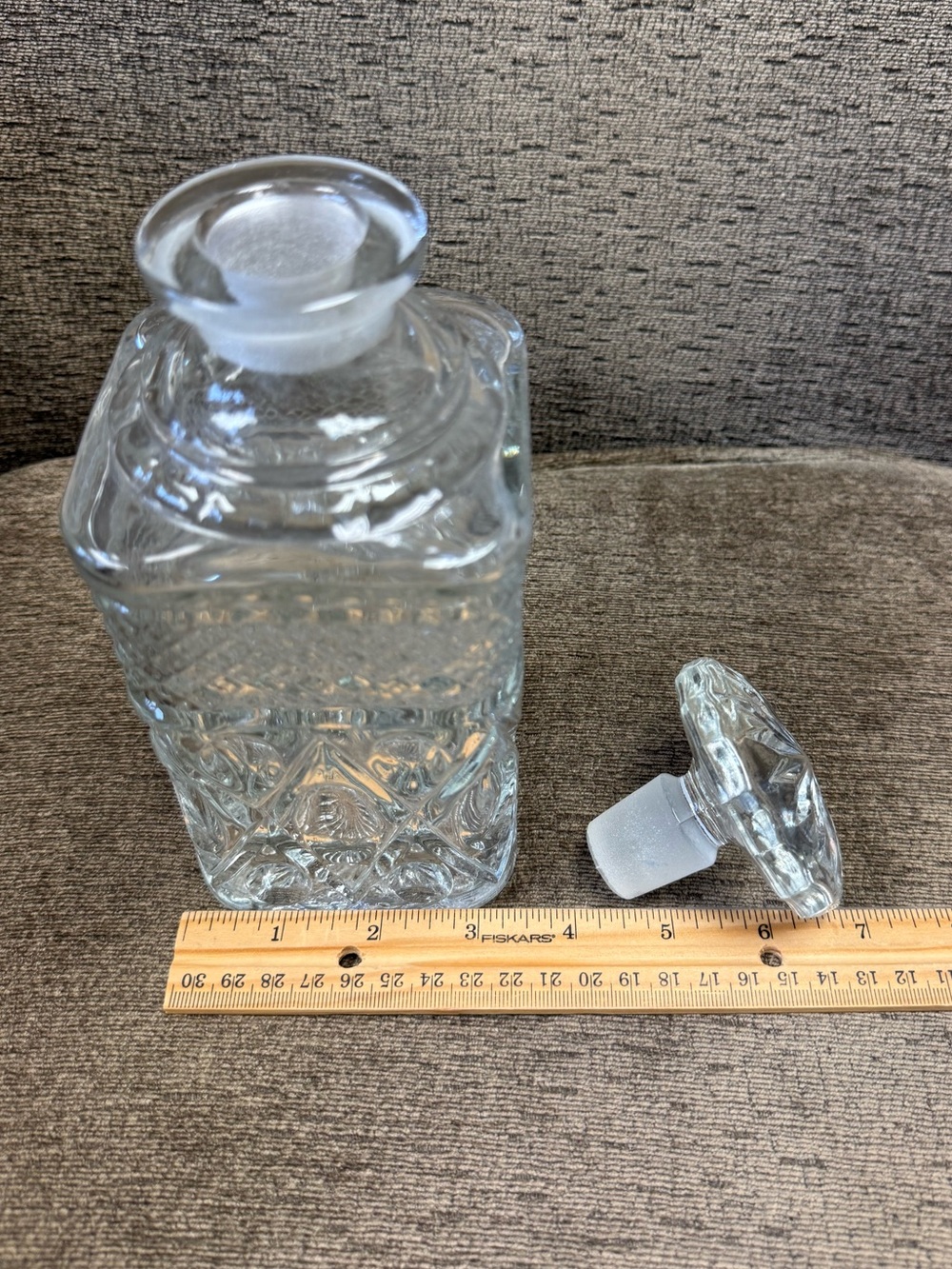 Vintage Imperial Glass "Cape Cod" Square Whiskey Decanter. - Picture 9 of 10